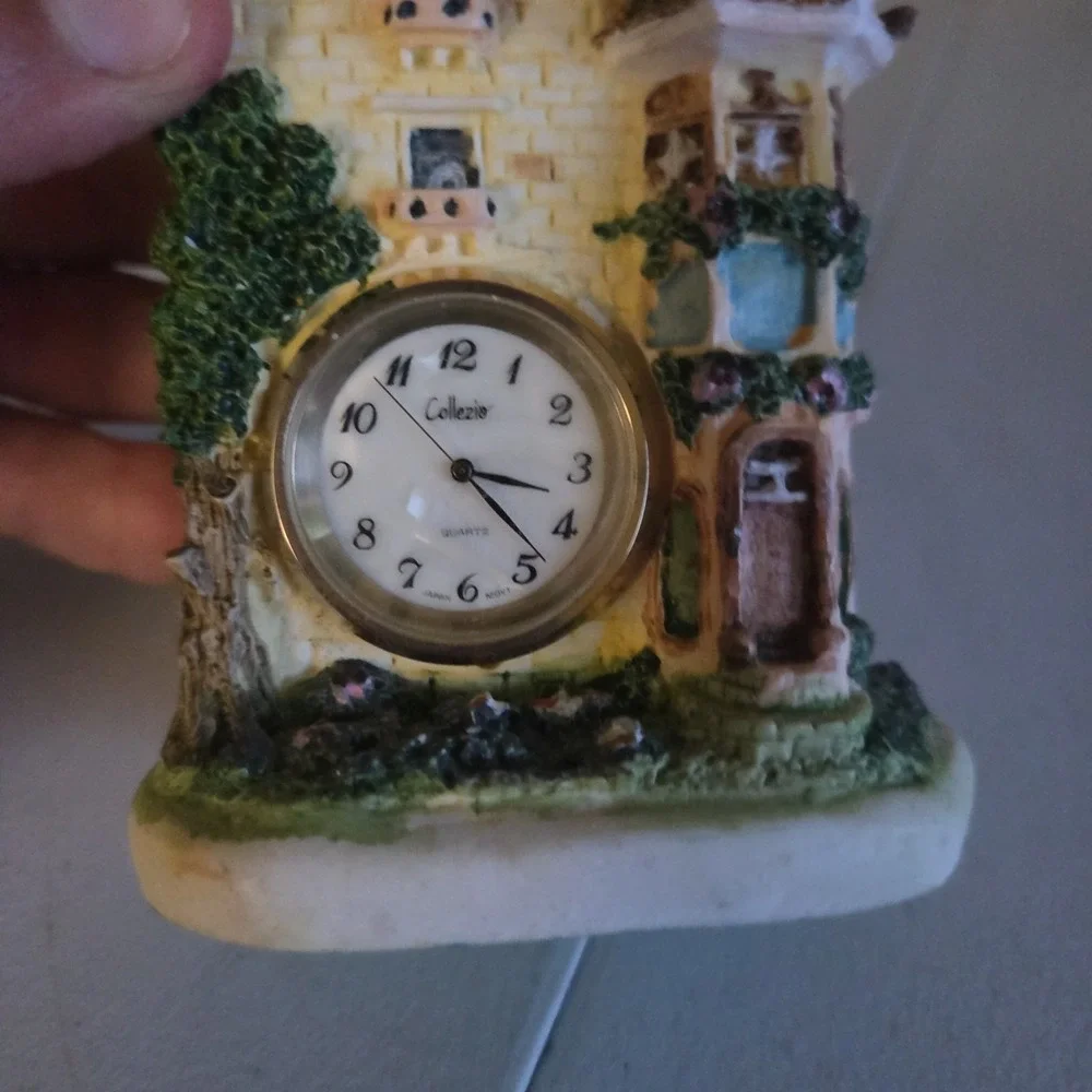 Miniature SALTON Small English Floral Cottage Tower Quartz Clock